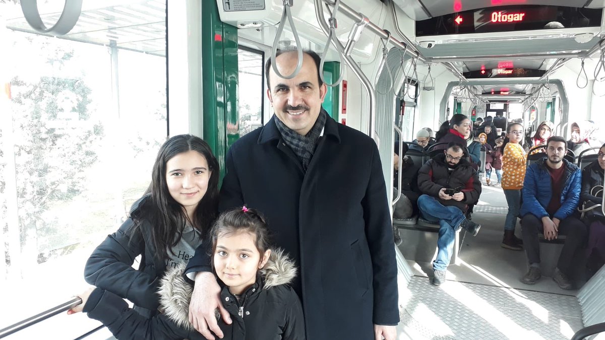 Başkan Altay, tramvayda