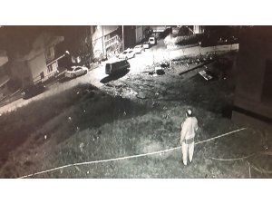 Cami soygunu güvenlik kamerasına yansıdı