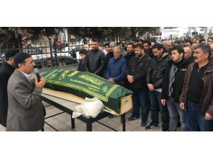 Tuzla tersaneler bölgesindeki gemi yangını