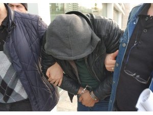 Fuhuş için yer temin edip kadınları fuhşa zorlamaya tutuklama