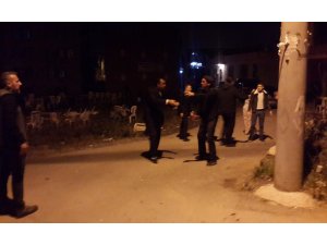 Bursa’da hareketli saatler...Kavgayı ayırmak isteyen polislere ateş ettiler