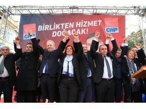 Başkan Çerçioğlu ve ittifak adayları Kuşadası seçim bürosunu birlikte açtı