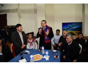 İsmail Erdem asker uğurlamasına katıldı