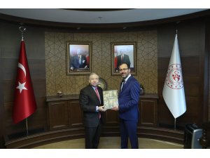 Bakan Kasapoğlu, FIA Başkanı Todt'u kabul etti