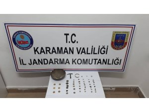 Jandarmanın durdurduğu araçta tarihi eser çıktı