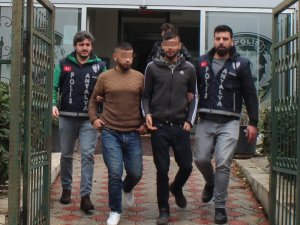 Antalya’da araçtan hoparlör hırsızlığı
