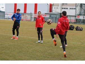 Orhan Kaynak: "Amacımız bir üst lige çıkmak"