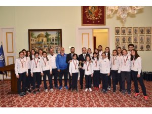 Atletizm takımından Başkan Aktaş’a ziyaret