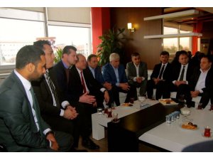 AK Parti'li yöneticilerden Eskişehirspor'a ziyaret