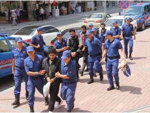 DEAŞ’ın infazcı olduğu iddia edilen sanıktan kesik başlı fotoğrafına ilginç savunma