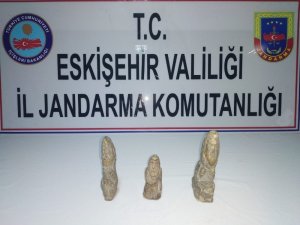 Eskişehir’de Roma Dönemi’ne ait heykeller ele geçirildi