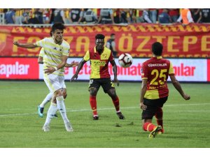 Fenerbahçe, Göztepe karşısında çıkış arıyor