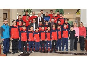 Malatya’dan Artistik Jimnastik Erkekler Yıldız Milli Takım Kampına sporcu