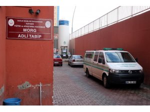 Engelli kızına bakan anneyi ölüm bile kızından ayıramadı