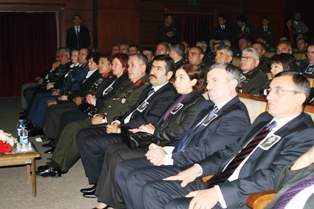 10 Kasım Atatürk'ü anma törenleri