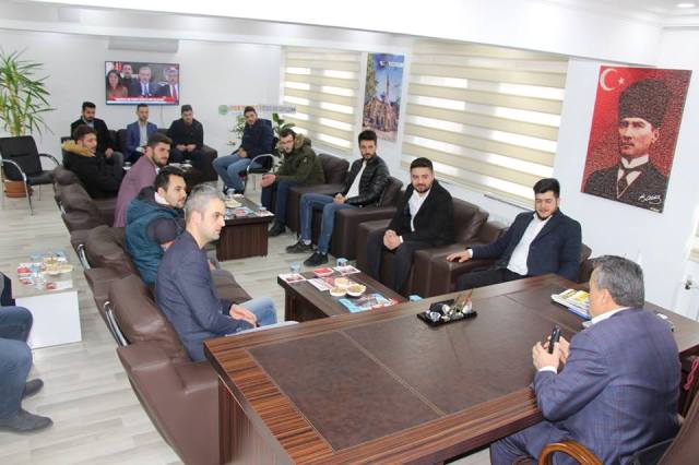 AK Gençlik’ten Tutal’a ziyaret