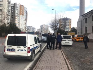 Kayseri'de taksi durağında bıçaklı kavga: 4 yaralı