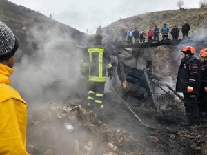 Yangında bir kişi hayatını kaybetti