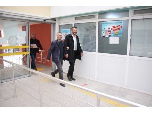 İş yerine kurşun yağdıran şahıs adliyeye sevk edildi
