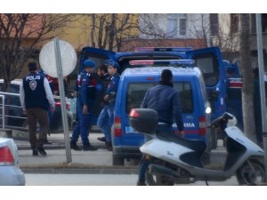Kastamonu’da uyuşturucu operasyonunda 5 gözaltı
