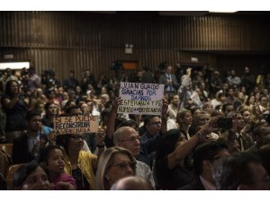 Guaido'dan ailesinin polislerce soruşturulduğu iddiası
