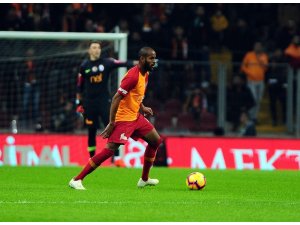 Galatasaray’da 6 geldi, 4 gitti