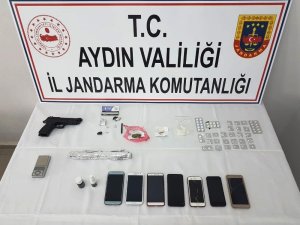 Aydın jandarmasından uyuşturucu tacirlerine 3 ilçede eş zamanlı operasyon: 11 gözaltı