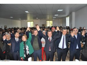 Milletvekillerinden Seçer’e destek