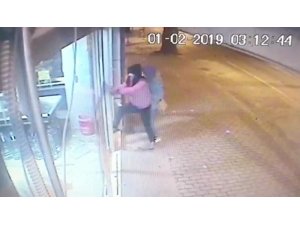 Bursa’da 50 saniyelik soygun kameraya böyle yansıdı