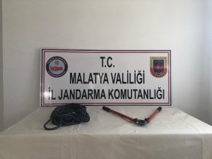 Kablo hırsızlarına suçüstü