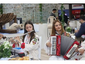 Türkiye Otelciler Federasyonu Başkanı Ayık: "2019 göstergeleri iyi, kişi başı geliri artırabiliriz"