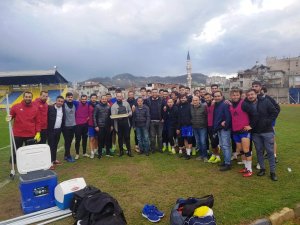 Taraftardan futbolculara tatlı moral