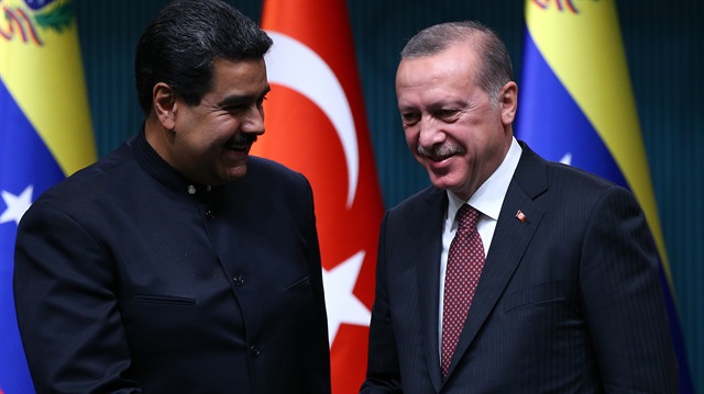 Maduro sana söylüyorum, Erdoğan sen dinle!