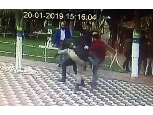 Genç çifti tekme tokat döven saldırganlar tutuklandı