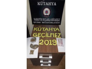 Uyuşturucu ticareti yaptığı iddiasıyla gözaltına alınan şüpheli tutuklandı
