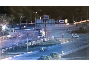 Polis memurunun hayatını kaybettiği kaza güvenlik kamerasında