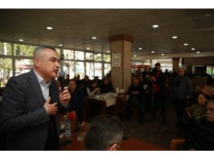 Büyükşehir Belediye Başkan Adayı Savaş: “Bilbordları sokak hayvanları için kullanacağız"