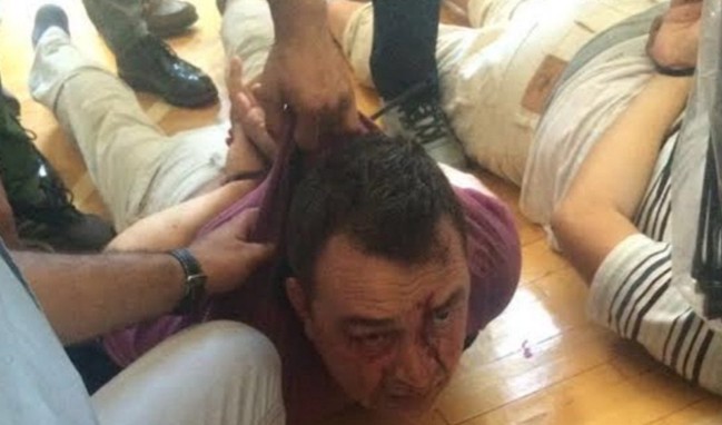 Darbeci albay kendi sesini bile inkar etti!