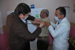 Hacı adaylarına domuz gribi aşısı yapıldı