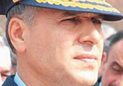 O Albay görevden alındı