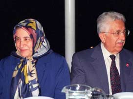 Eşi vefat etti