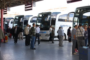 Otobüs firmaları insafa geldi