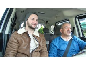 Belediye başkan adayı taksi şoförü oldu, projelerini anlattı