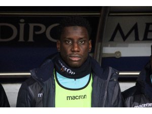 Demba Ba ilk maçında golle tanıştı