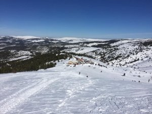 Konya'nın kış sporları merkezi yarıyıl tatilinde 10 bin kayakseveri ağırladı