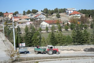 Adaköy beldesine şehitlik parkı