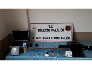 Bilecik’te kaçak kazıya suçüstü
