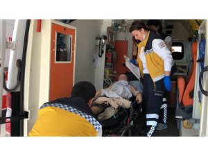 Sokağa giden topu almak isteyen öğrenciyi köpek ısırdı