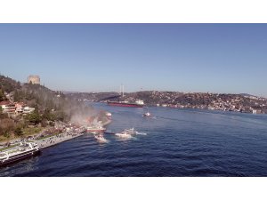 Bebek'te tekne yangını