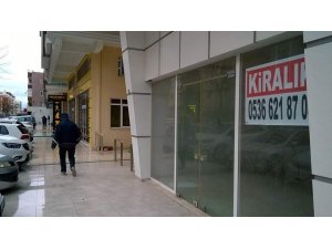 Didim’de esnaf dükkan kapatıyor